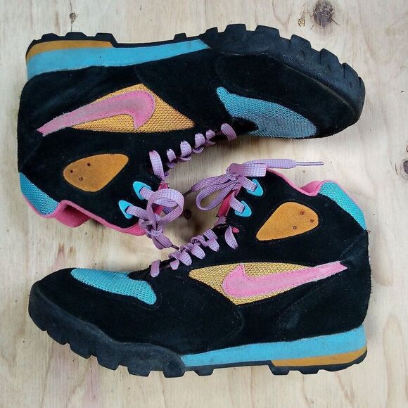 Nike ACG Caldera Neon Color Block Hiking Boots Shoes - Picture 1 of 6